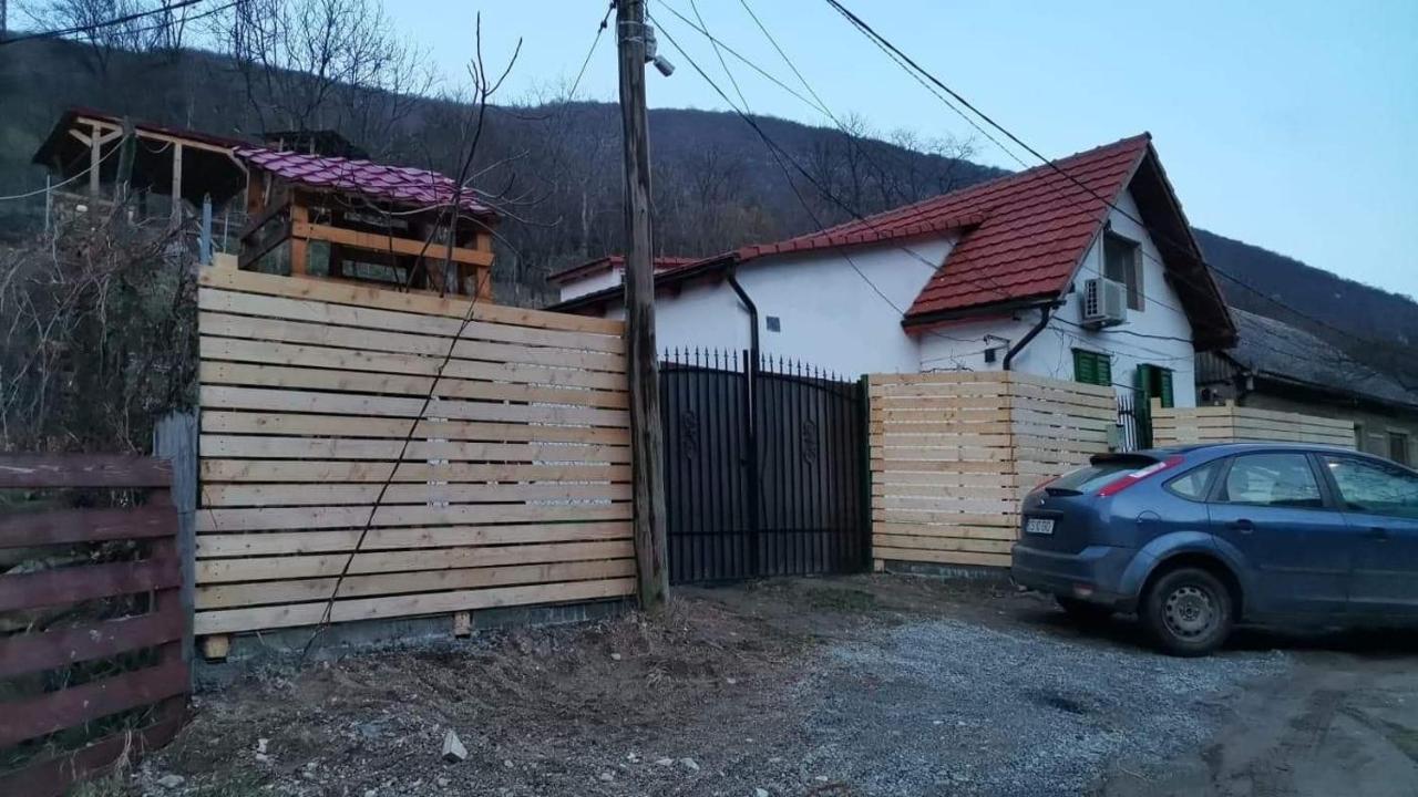 Andrei Villa Sasca Montană Exterior photo